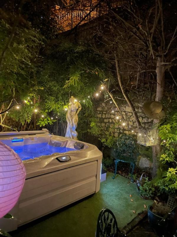 Lamaison Du Phare Honfleur Chambres D'Hotes Et Jacuzzi Prive Экстерьер фото